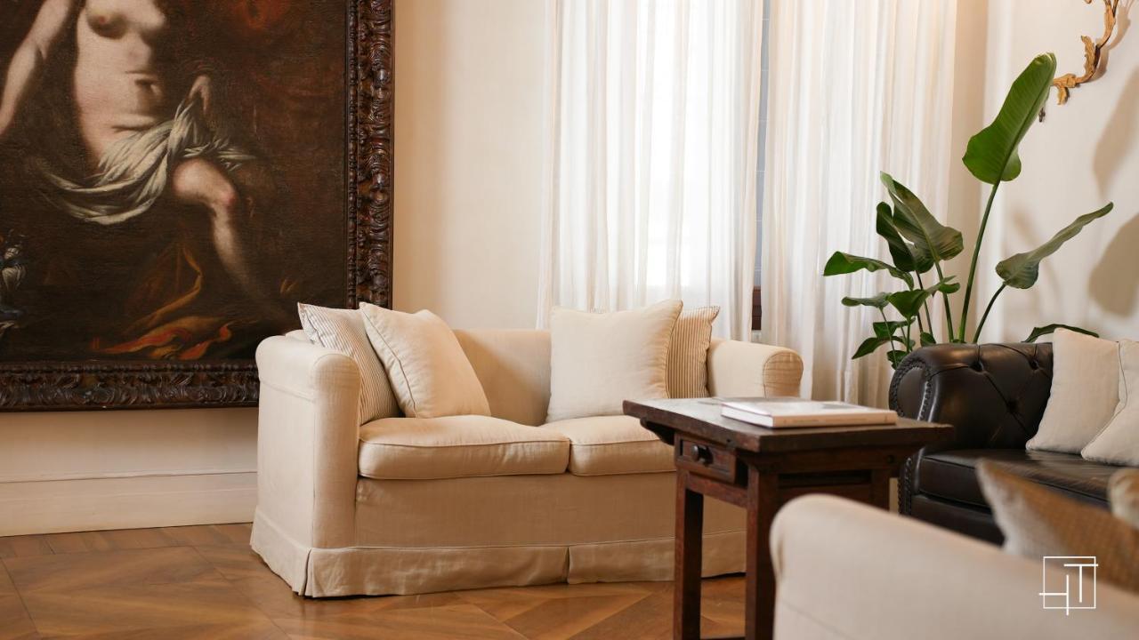 Ht - Casa Del Pittore In Piazza Delle Erbe 帕多瓦 外观 照片
